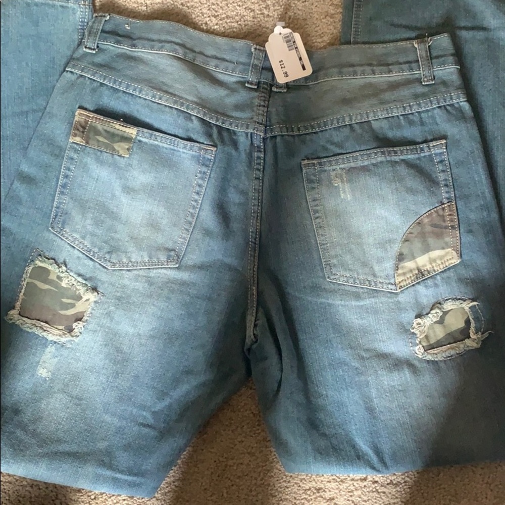 Jeans - Picture 7 of 7